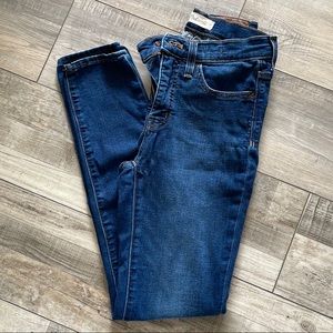 Madewell 9” mid rise skinny jeans style L9933
